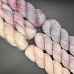 Load image into Gallery viewer, HIBERKNITALONG „Glowhair Frost Shawl“ Merino Singles / KidSilk KIT