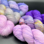 Load image into Gallery viewer, HIBERKNITALONG „Glowhair Frost Shawl“ Merino Singles / KidSilk KIT