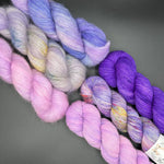 Load image into Gallery viewer, HIBERKNITALONG „Glowhair Frost Shawl“ Merino Singles / KidSilk KIT