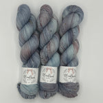 Lade das Bild in den Galerie-Viewer, Cashmerino Sock - Neue Farben
