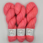 Lade das Bild in den Galerie-Viewer, Cozy
