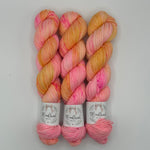 Lade das Bild in den Galerie-Viewer, Merino Worsted
