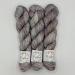 Lade das Bild in den Galerie-Viewer, Silky Lustre
