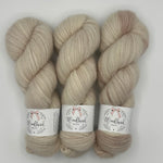 Lade das Bild in den Galerie-Viewer, Cozy
