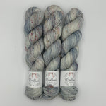 Lade das Bild in den Galerie-Viewer, Merino Worsted
