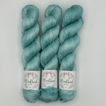 Lade das Bild in den Galerie-Viewer, Pure Silk 800
