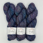 Lade das Bild in den Galerie-Viewer, Cozy
