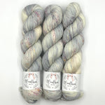 Lade das Bild in den Galerie-Viewer, Cashmerino Sock - Neue Farben
