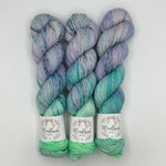 Lade das Bild in den Galerie-Viewer, Merino Worsted
