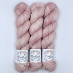 Lade das Bild in den Galerie-Viewer, Silky Merino Singles
