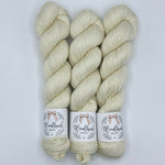 Lade das Bild in den Galerie-Viewer, Silky Merino Singles
